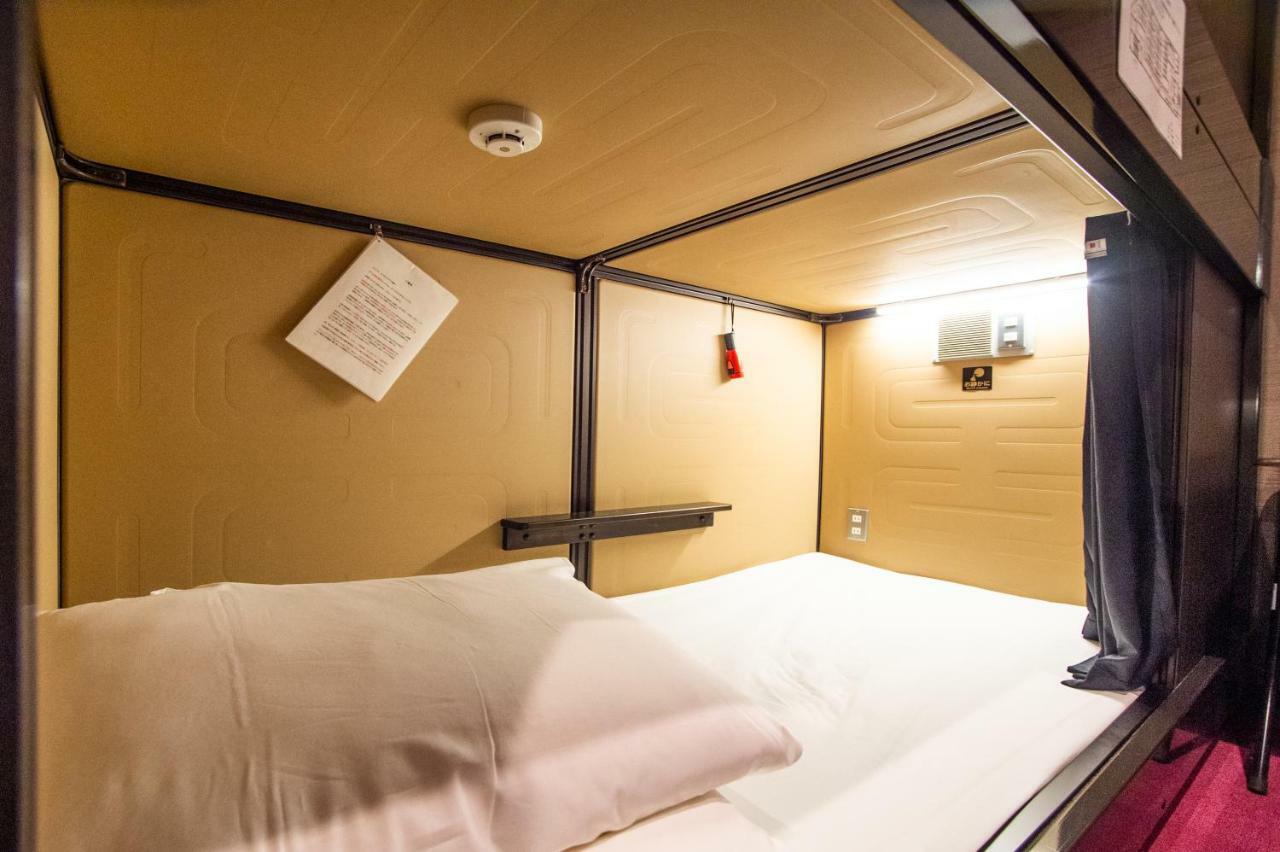 Capsule Hotel Hakodate Esterno foto