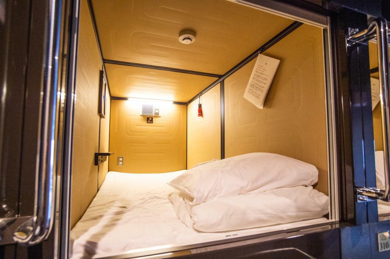 Capsule Hotel Hakodate Esterno foto