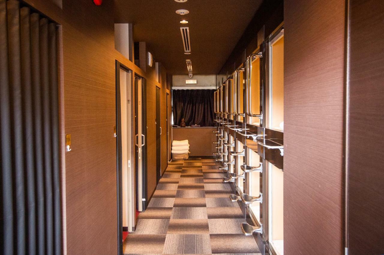 Capsule Hotel Hakodate Esterno foto
