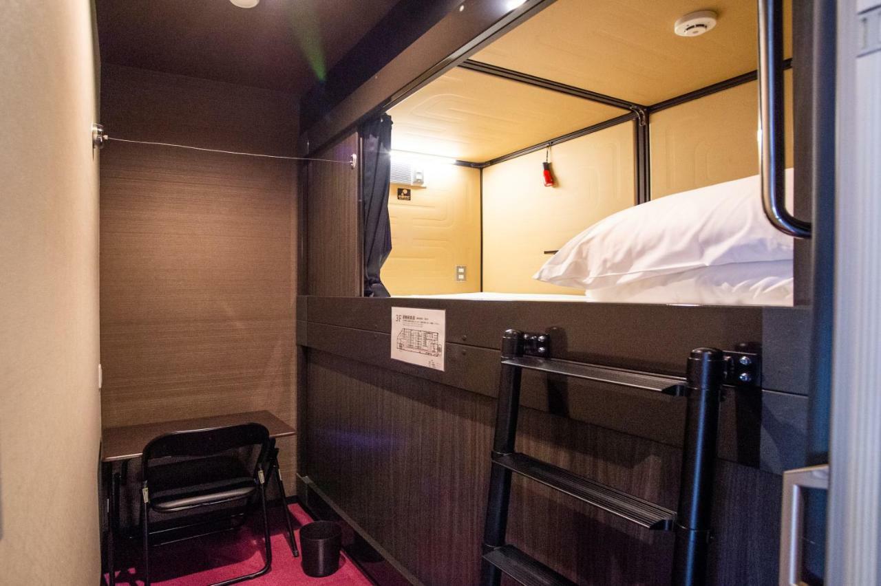 Capsule Hotel Hakodate Esterno foto